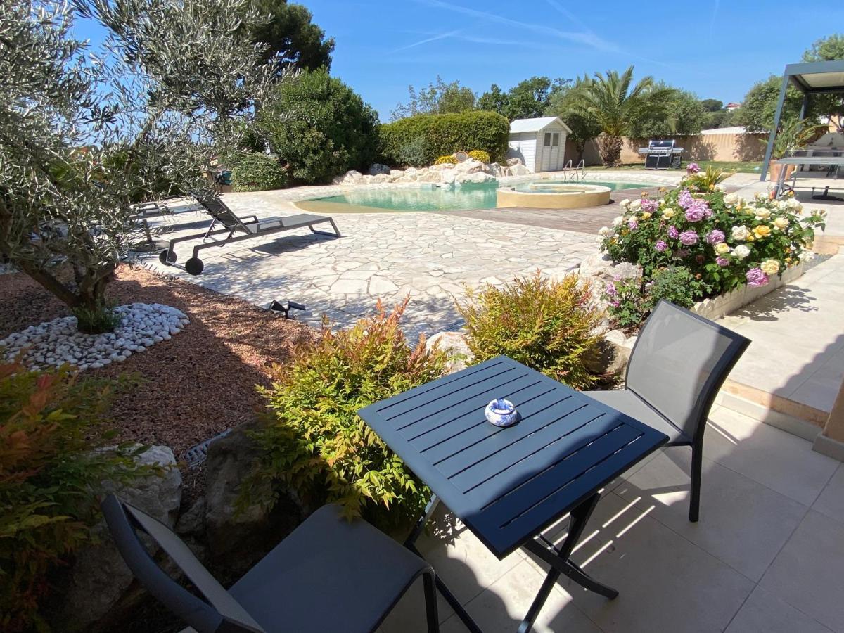 Chateau Gombert Marseille Exterior photo