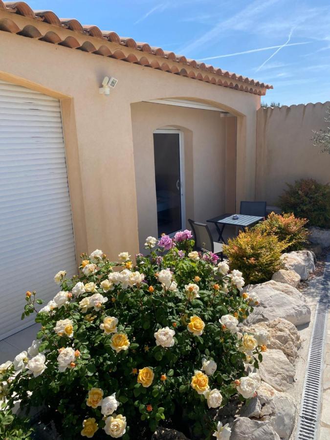 Chateau Gombert Marseille Exterior photo
